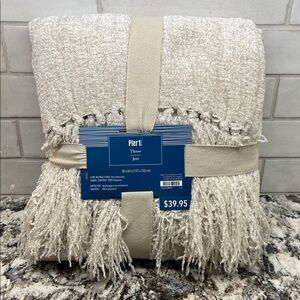 NEW Pier 1 Chenille Throw Blanket